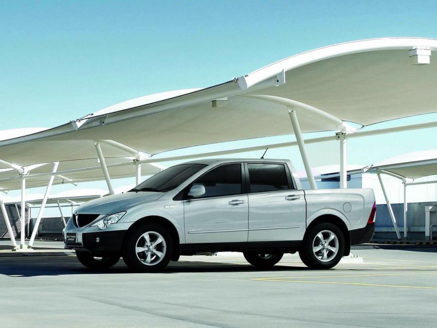  SsangYong Actyon Sports 2006 года  (фото 3 из 15)